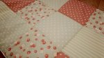 Patchwork falvédő menta-mályva színben